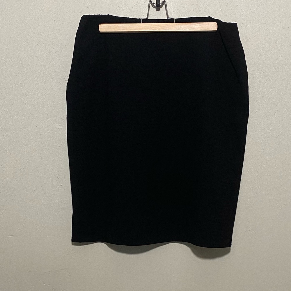 Ellen Tracy black skirt